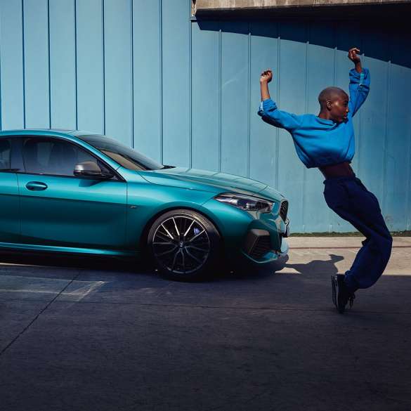 Coupé-siluetti, BMW 2-sarjan Gran Coupé Coupé-siluetti, BMW 2-sarjan Gran Coupé metalliväri Snapper Rocks Blue F44 2020, sivunäkymä