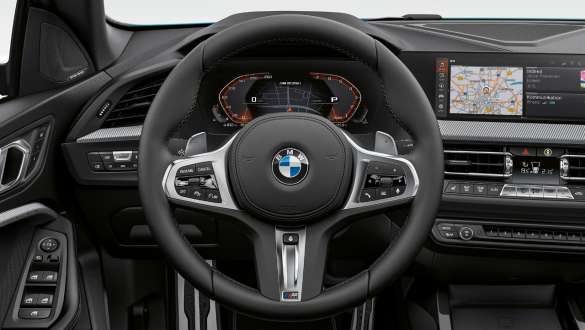 M urheiluohjaus, BMW 2-sarjan Gran Coupé F44 M urheiluohjaus, jossa Servotronic, BMW 2-sarjan Gran Coupé F44, ohjaamo