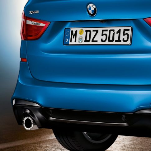 Peräosa, BMW 2-SARJAN Gran Tourer Peräosa, BMW 2-SARJAN Gran Tourer F46 Facelift 2018 metalliväri Estoril Blue, lähikuva perästä