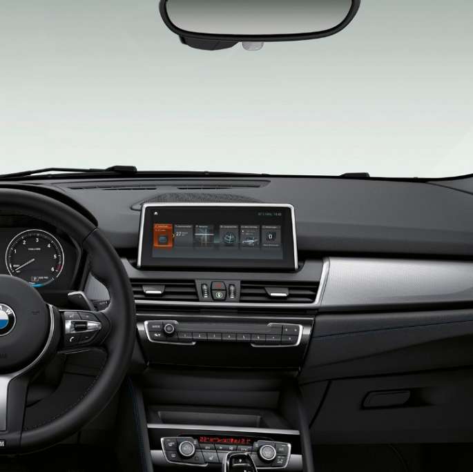 Ohjaamo, BMW 2-SARJAN Gran Tourer Business-varustelu Ohjaamo, BMW 2-SARJAN Gran Tourer 218i Business-varustelu F46 2018, sisätila