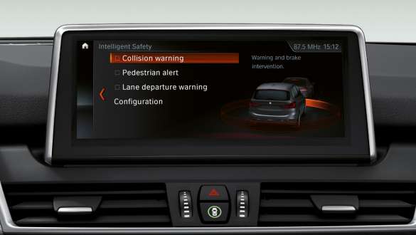 Driving Assistant Plus, BMW 2-SARJAN Gran Tourer Driving Assistant Plus, monitoiminäyttö, BMW 2-SARJAN Gran Tourer F46 2018, sisätila