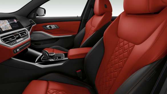 BMW M340i xDrive Touring (G21), urheiluistuimet ja M-turvavyöt BMW M340i xDrive Touring (G21), urheiluistuimet ja M-turvavyöt