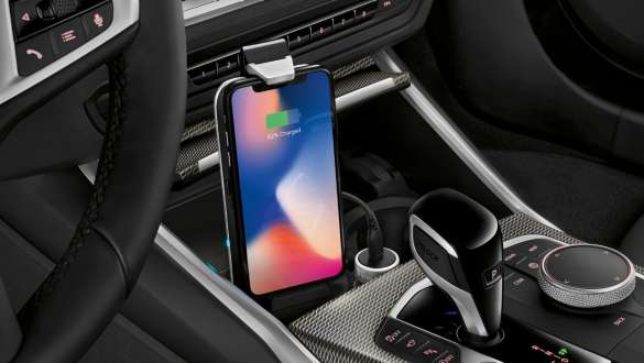 BMW 3-sarjan Sedan (G20), yleismallinen Wireless Charging -asema BMW 3-sarjan Sedan (G20), yleismallinen Wireless Charging -asema