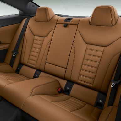 Matkustamon takaosa, BMW 4-sarjan Coupé G22 BMW 4-sarjan Coupé G22 2020, sisätila, urheiluistuimet, matkustamon takaosa