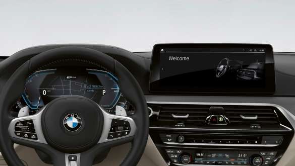 BMW Live Cockpit Professional BMW BMW 5-sarjan Sedan G30 sisätila BMW Live Cockpit Professional BMW 5-sarjan Sedan G30 Facelift 2020 sisätila ohjaamo