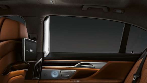 BMW 7-sarjan Sedanin Ambient-valotehosteet BMW 7-sarjan Sedan: Sisätilojen Ambient-valotehosteet