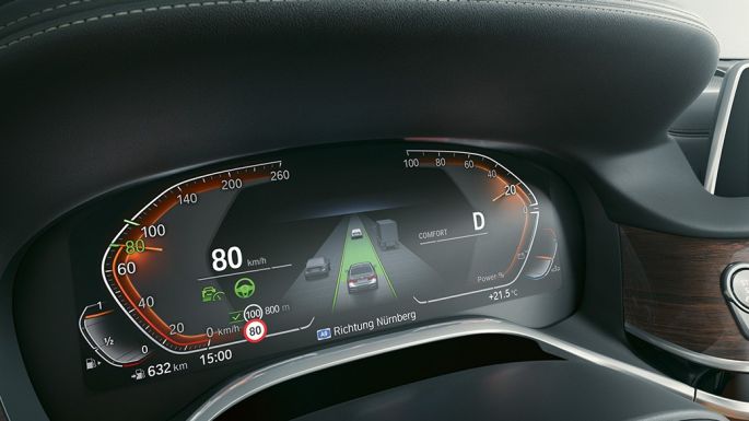 BMW 7-sarjan Sedan: BMW Live Cockpit Professional BMW 7-sarjan Sedan: Lähikuva BMW Live Cockpit Professionalista
