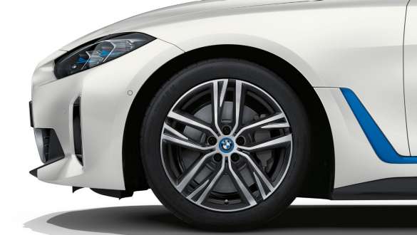 18" BMW valuvanne kaksipuolainen 853 Gunmetal Grey BMW i4 eDrive40 G26 2021 18" BMW valuvanne kaksipuolainen 853 Gunmetal Grey BMW i4 eDrive40 G26 2021