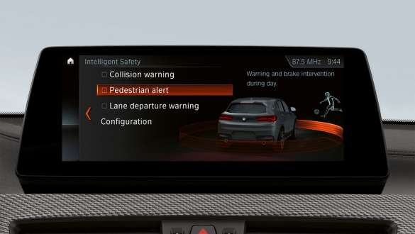Driving Assistant Plus, BMW X2 M35i (F39) Driving Assistant Plus, BMW X2 M35i (F39), sisätilan kojelauta