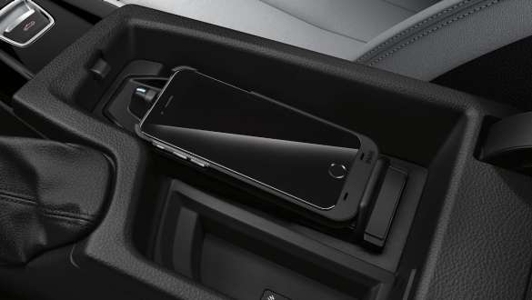 Puhelinvarustus, jossa Wireless Charging BMW M4 Cabrio, puhelinvarustus, jossa Wireless Charging