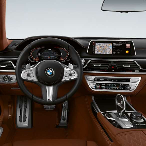 Sisätilan muotoilu BMW M760Li xDrive Sedan, sisätilan muotoilu