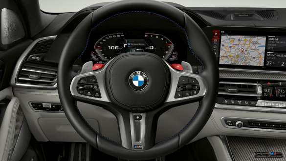 BMW X5 M Competition, jossa M Servotronic BMW X5 M Competition, jossa M Servotronic, F95 2020, ohjaamo