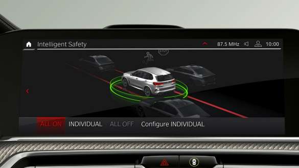 BMW X5 M -autot, joissa Driving Assistant Professional, F95 G05 Driving Assistant Professional, BMW X5 M -autot F95 2020 G05 2018 SUV, sisätila