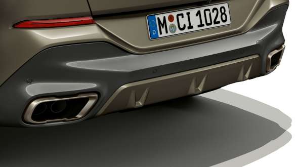BMW X6 M50i:n perä, jossa M Sport -pakoputkisto, G06 BMW X6 M50i:n perä, jossa M Sport -pakoputkisto, G06 2018 SUV