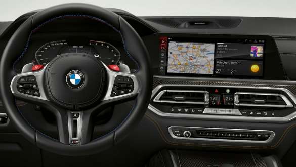 BMW X6 M Competitionin (F96) M mittaristo M mittaristo, BMW X6 M Competition F96 2020 SUV, ohjaamo