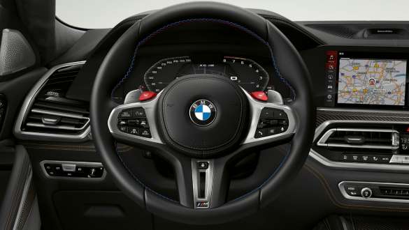 BMW X6 M Competition, jossa M Servotronic, F96 BMW X6 M Competition, jossa M Servotronic, F96 2020 SUV, ohjaamo