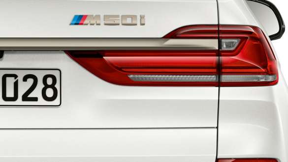 BMW X7 M50i, moottori BMW X7 M50i, moottori, G07, mallin nimi perässä
