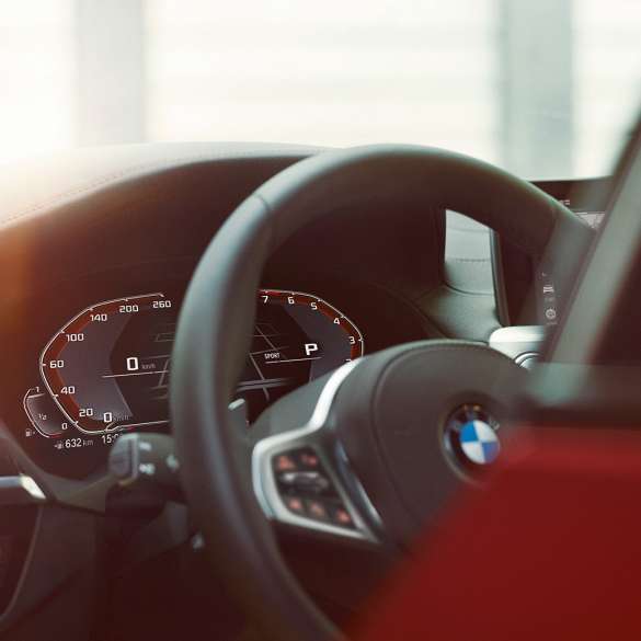 Ohjaamo, BMW X4 BMW X4 G02 2018, lähikuva ohjaamosta