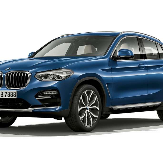 Kolmen neljäsosan näkymä etuosasta, BMW X4 Business xLine BMW X4 xDrive20d Business xLine G02 2018 Phytonic Blue, kolmen neljäsosan näkymä etuosasta