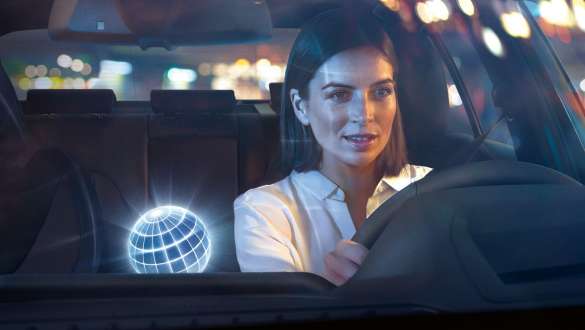 BMW X6:n ConnectedDrive Services -palvelut. BMW X6:n ConnectedDrive Service -palvelut avustavat kuljettajaa.