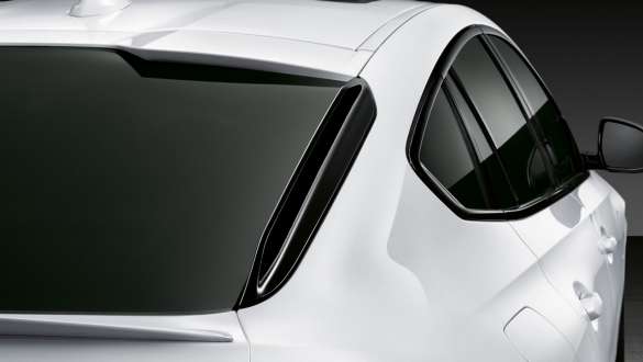 M Performance -takaevät musta korkeakiiltoinen BMW X6 G06 2019 M Performance -takaevät musta korkeakiiltoinen BMW X6 G06 2019