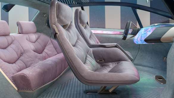 Tulevaisuuden materiaaliestetiikkaa BMW i Vision Circular 2021 BMW i Vision Circular 2021 -visioajoneuvo, sisäpuolen muotoilu, tulevaisuuden materiaaliestetiikkaa