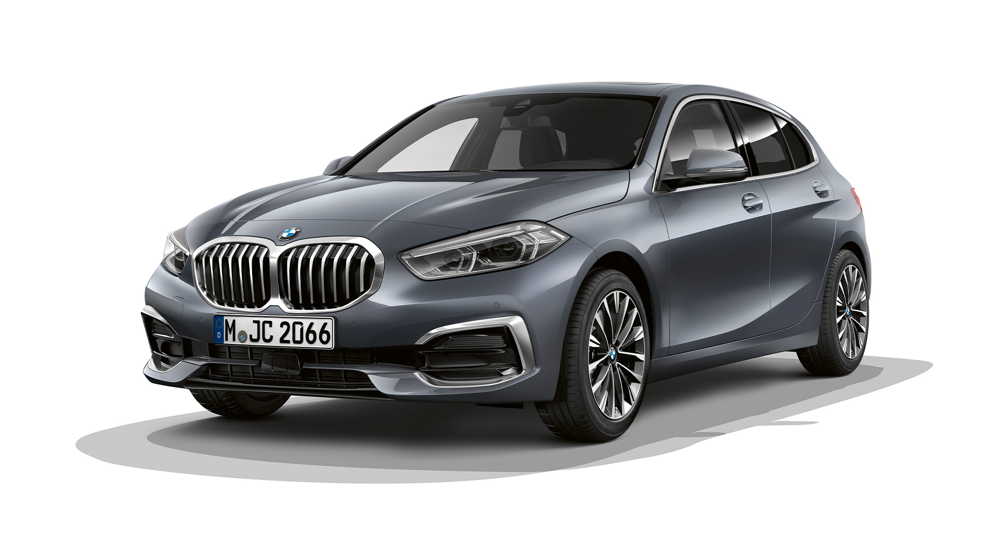 BMW 1-sarjan Luxury Line -paketti, 3/4 kuva etuosasta. BMW 1-sarjan Luxury Line -paketti, Strom Bay metalliväri, 3/4 studiokuva etuosasta.