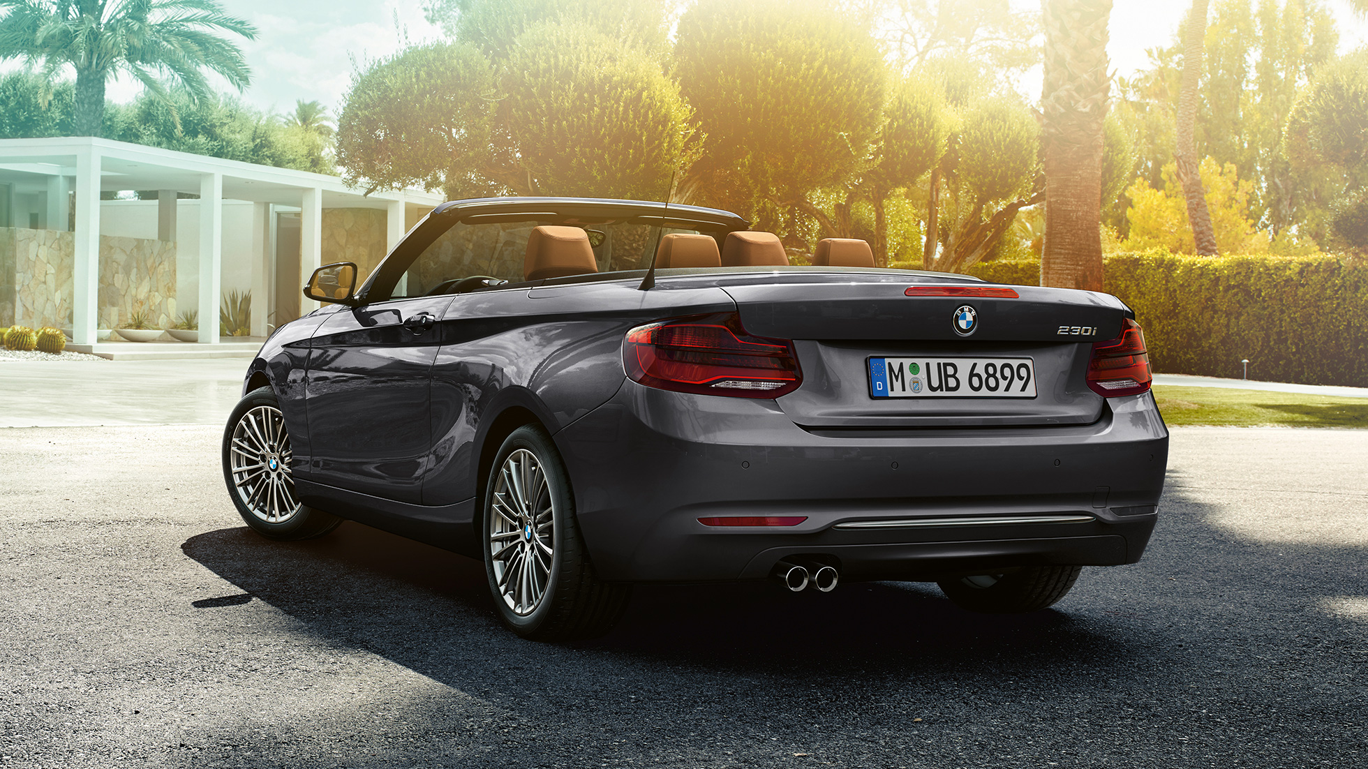BMW 2-sarjan Cabrio, kolmen neljäsosan kuva perästä BMW 2-sarjan Cabrio, kolmen neljäsosan kuva perästä