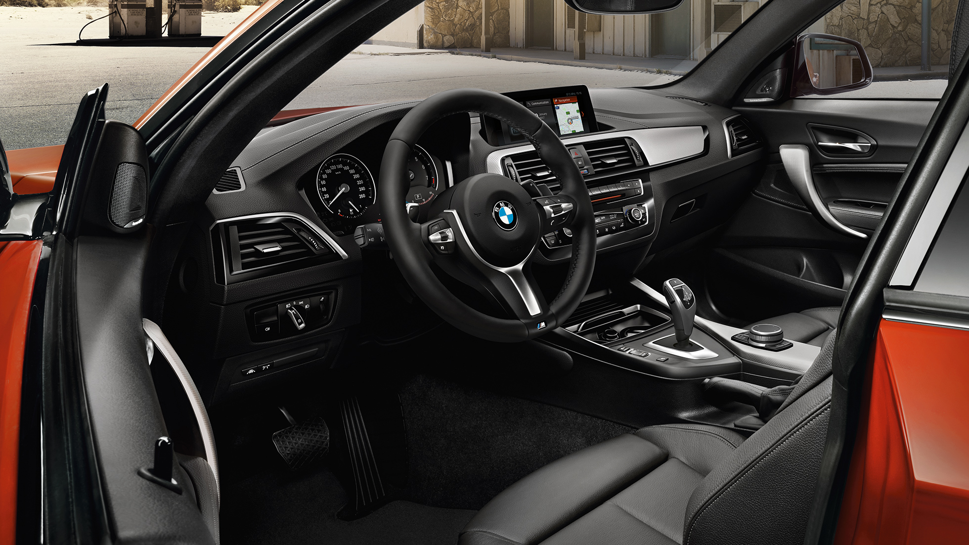 BMW 2-sarjan Coupé, ohjaamo BMW 2-sarjan Coupé, ohjaamo
