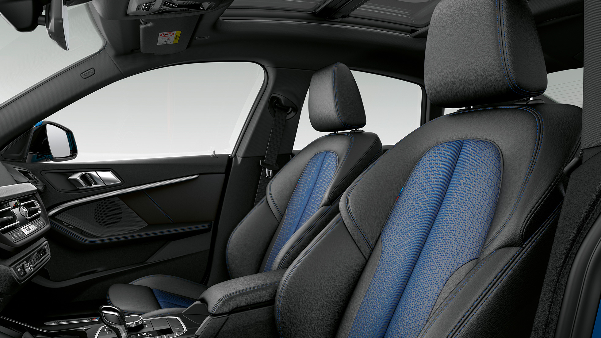 Urheiluistuimet, joissa verhoiluna 'Trigon' Sensatec Black, BMW 2-sarjan Gran Coupé Business M Sport Urheiluistuimet, joissa verhoiluna Trigon' Sensatec Black, BMW 2-sarjan Gran Coupé Business M Sport F44, sisätila