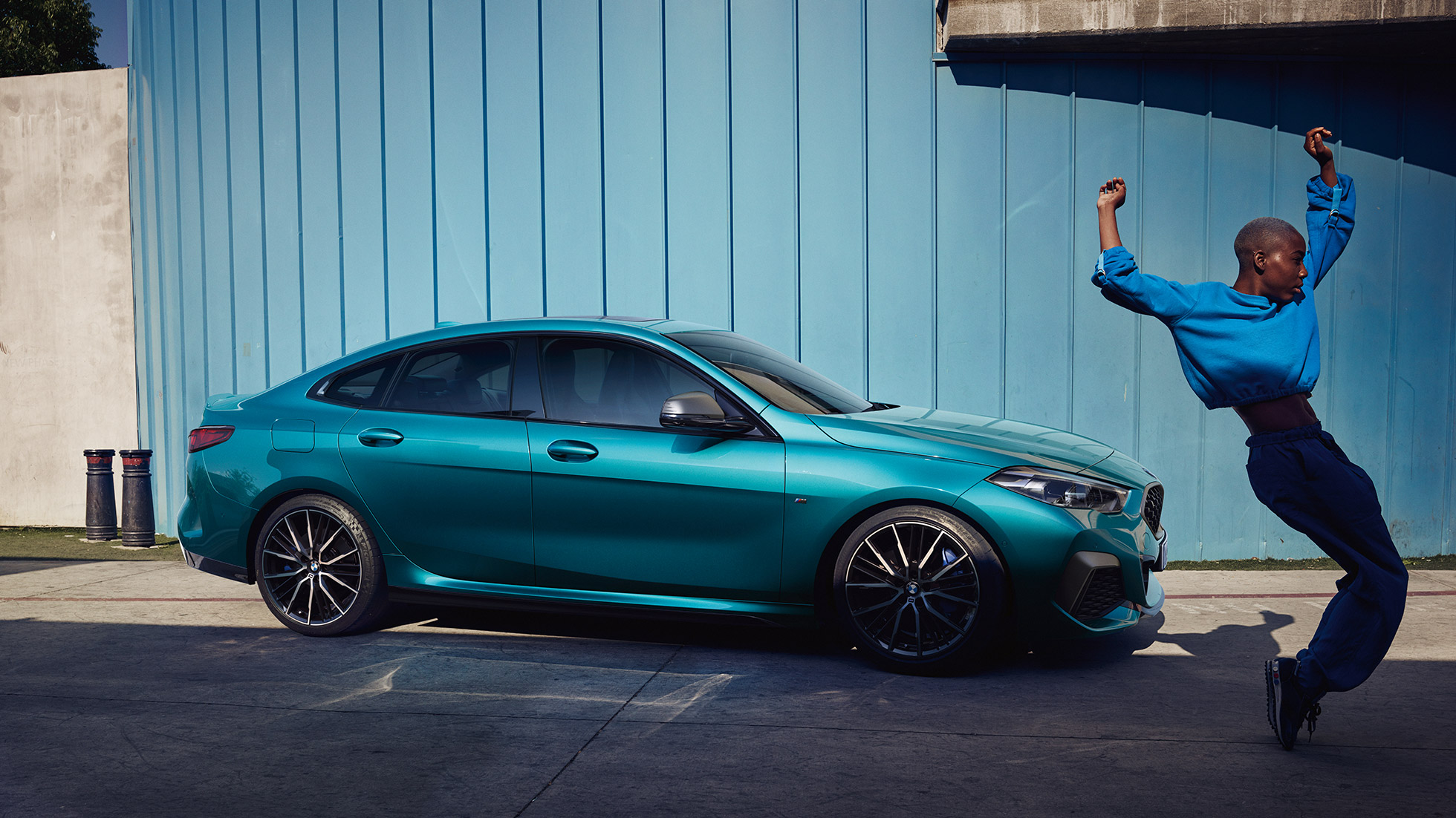 Coupé-siluetti, BMW 2-sarjan Gran Coupé Coupé-siluetti, BMW 2-sarjan Gran Coupé metalliväri Snapper Rocks Blue F44 2020, sivunäkymä