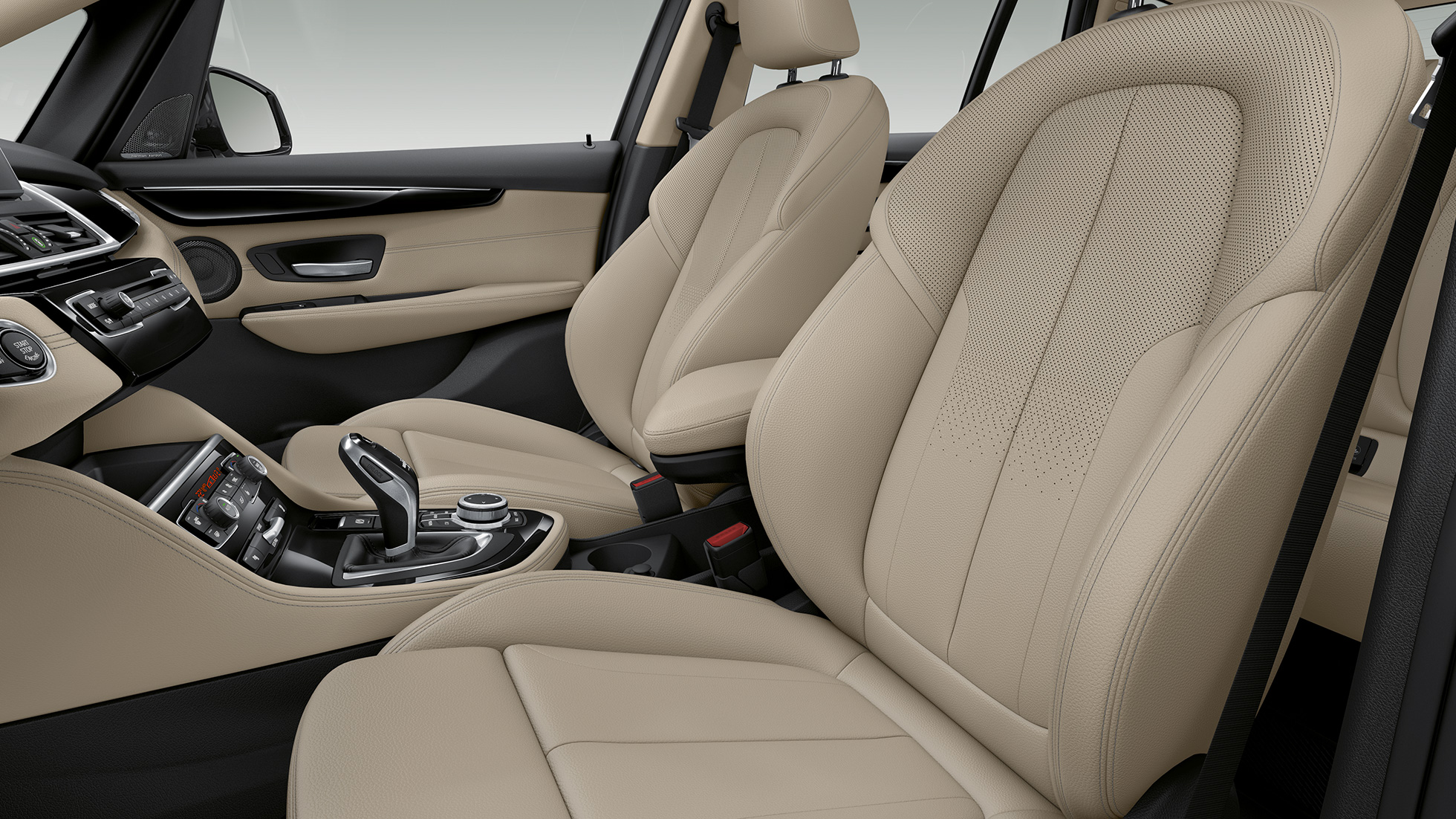 Urheiluistuimet, BMW 2-SARJAN Gran Tourer Business Sport Urheiluistuimet, BMW 2-SARJAN Gran Tourer 220d Business Sport F46 2018, sisätila