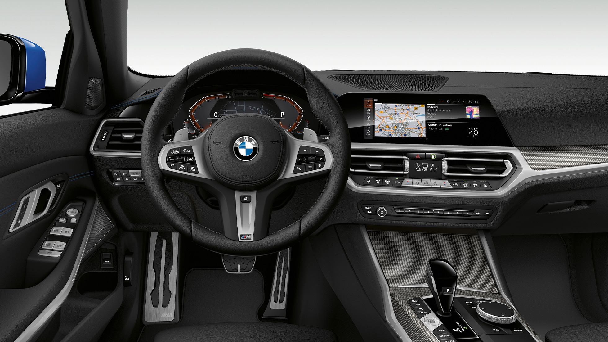 BMW 3-sarjan Sedan, Business M Sport -mallin ohjaamo. Lähikuva BMW 3-sarjan Sedanin Business M Sport -mallin sisätilasta kuljettajan puolelta.