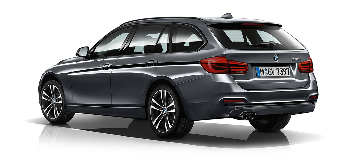 BMW 3-sarjan Touring Business Sport Shadow takaviistosta BMW 3-sarjan Touring Business Sport Shadow takaviistosta