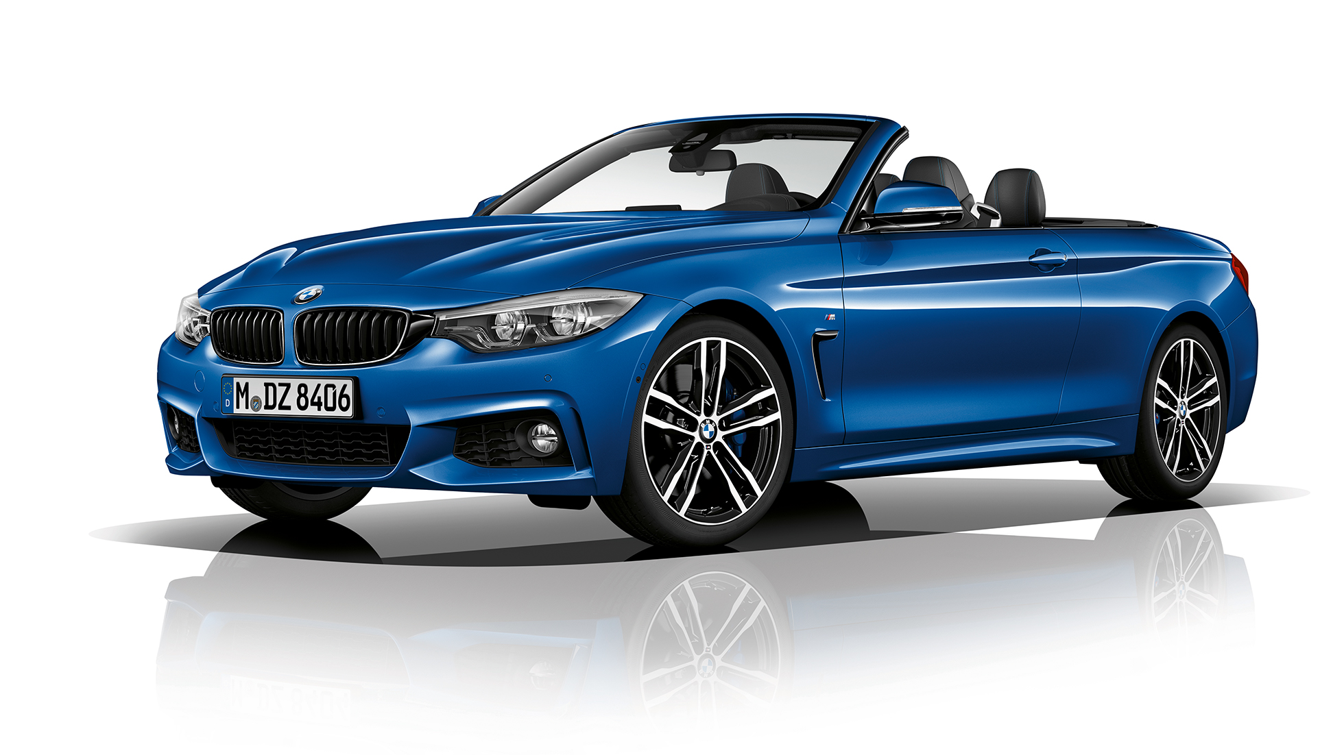 BMW 4-sarjan Cabrio, Business M Sport kolmen neljäsosan näkymä keulasta BMW 4-sarjan Cabrio, Business M Sport, kolmen neljäsosan näkymä keulasta