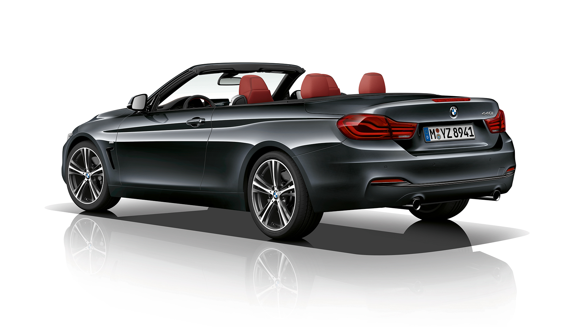 BMW 4-sarjan Cabrio, Business Sport kolmen neljäsosan näkymä perästä BMW 4-sarjan Cabrio, Business Sport, kolmen neljäsosan näkymä perästä