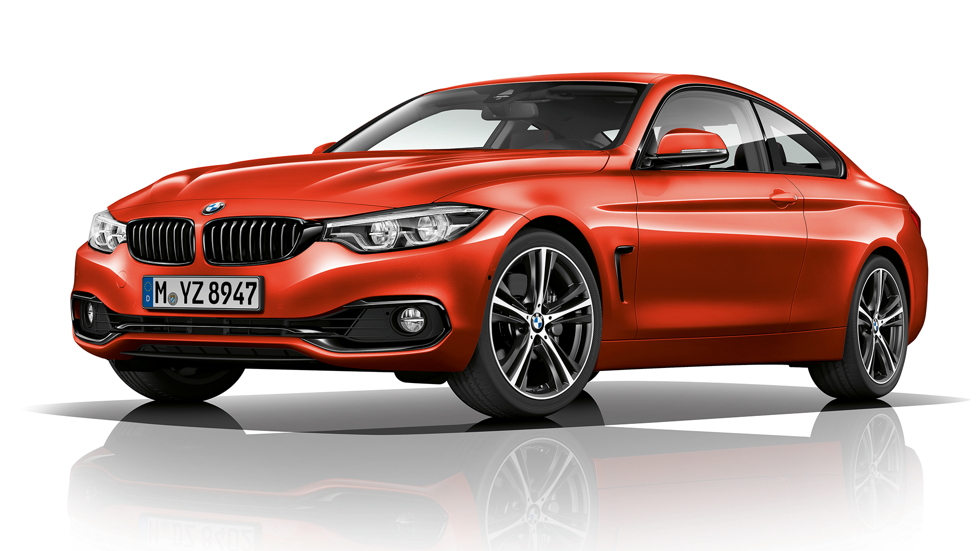 BMW 4-sarjan Coupé, Business Sport, kolmen neljäsosan näkymä keulasta BMW 4-sarjan Coupé, Business Sport, kolmen neljäsosan näkymä keulasta