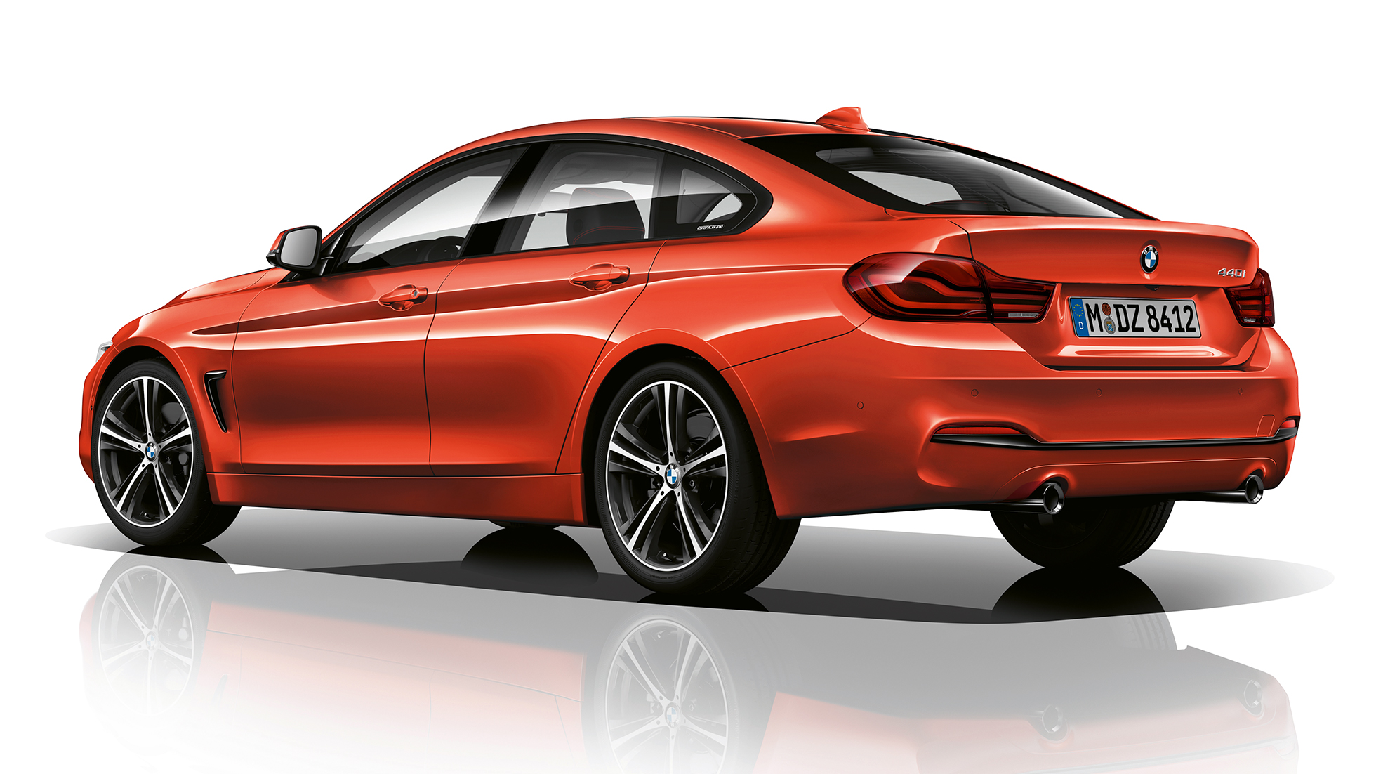 BMW 4-sarjan Gran Coupé, Business Sport, kolmen neljäsosan kuva perästä BMW 4-sarjan Gran Coupé, Business Sport, kolmen neljäsosan kuva perästä