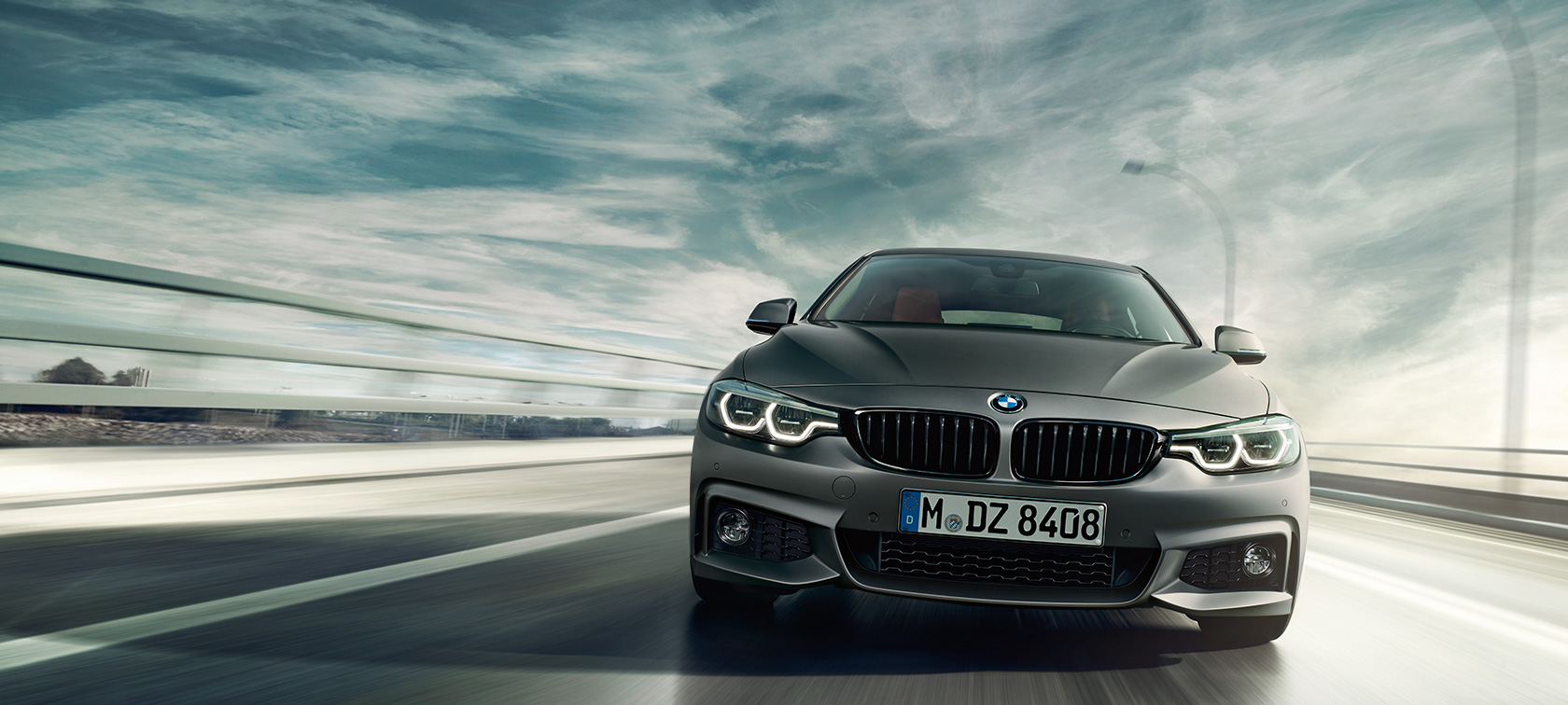 BMW 4-sarjan Gran Coupé, kuva ajavasta autosta BMW 4-sarjan Gran Coupé, kuva ajavasta autosta