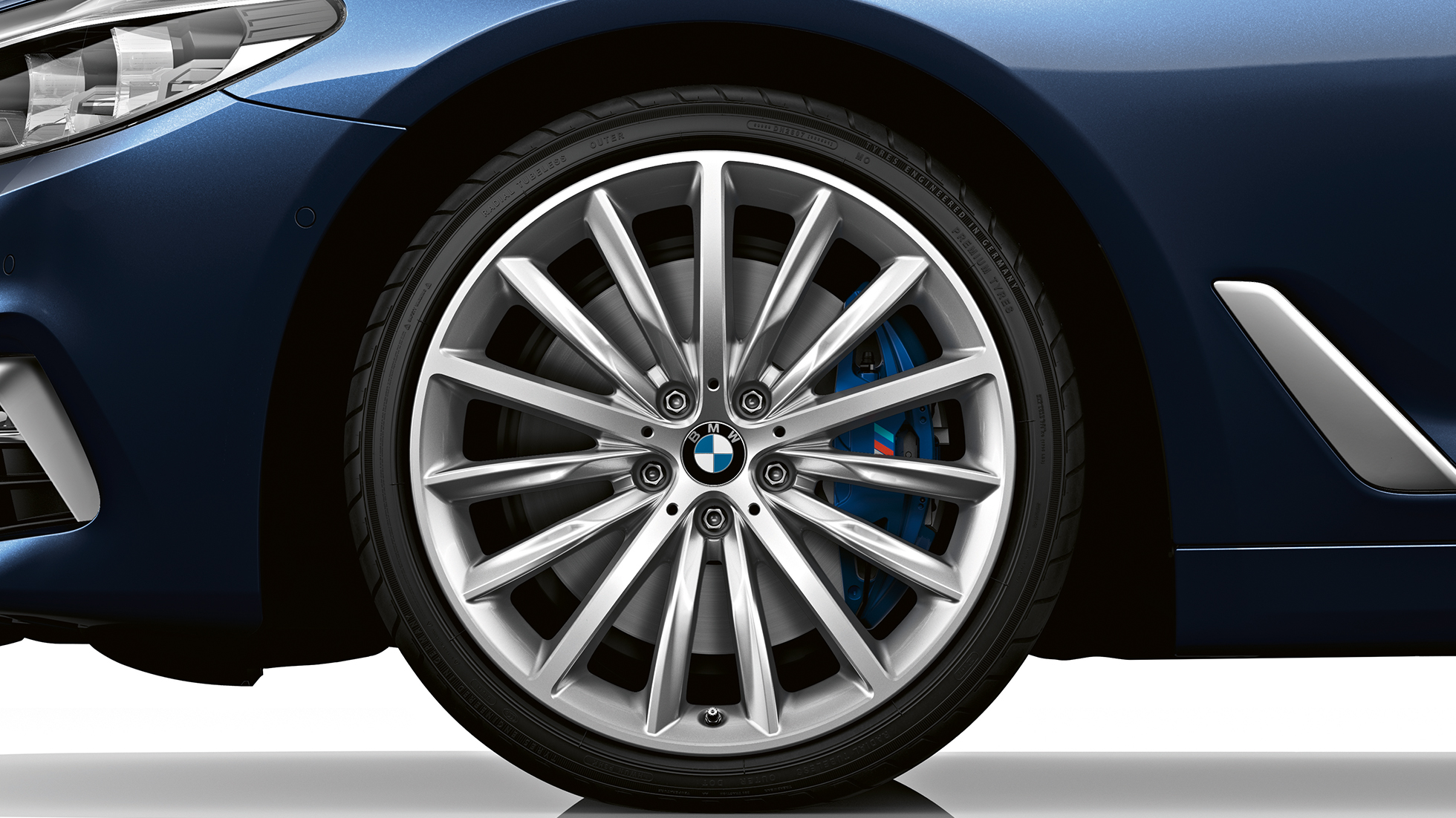Business Luxury, BMW 5-sarjan renkaat ja vanteet Business Luxury, BMW 5-sarja, Sedan 540d, Sedan G30, metalliväri Imperial Blue helmiäisefekti, renkaat ja vanteet