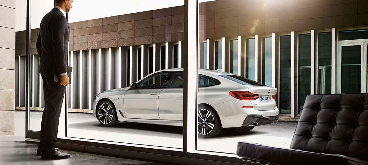 BMW 6-sarjan Gran Turismo pysäköinti BMW 6-sarjan Gran Turismo pysäköinti