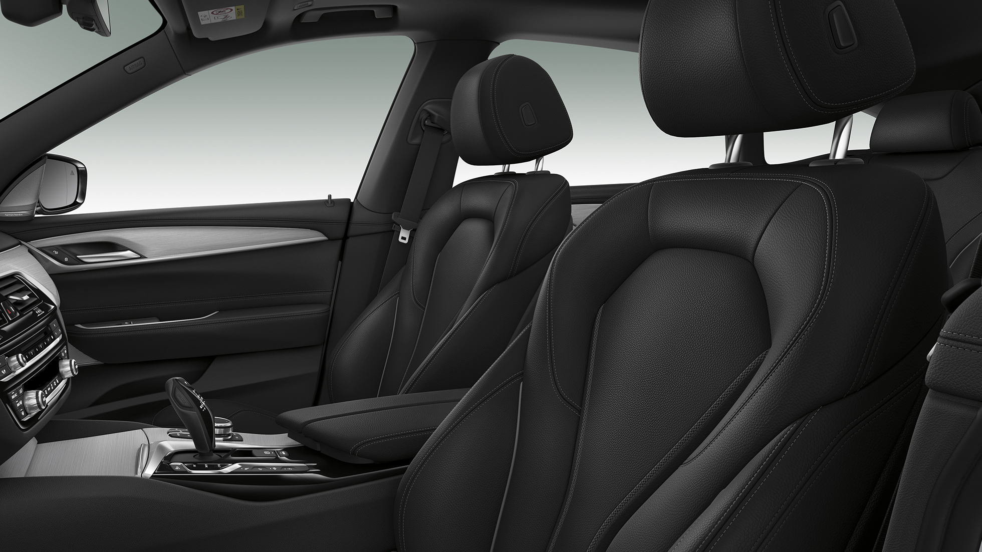 BMW 6-sarjan Gran Turismo G32, Sport Line, sisätila Kuljettajan ja etumatkustajan urheiluistuimet, BMW 6-sarjan Gran Turismo G32 2017 Sport Line, sisätila