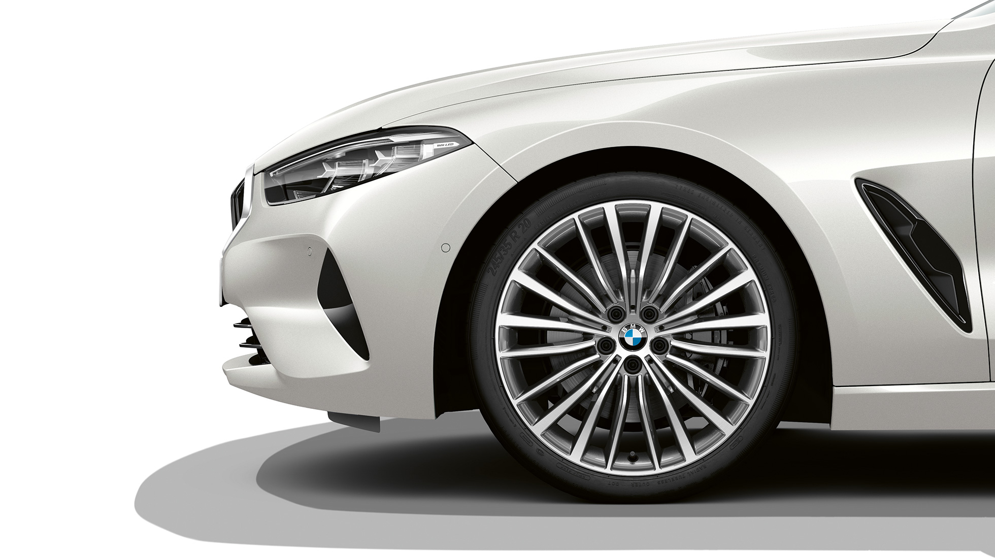 19'' kevytmetallivanteet Multi-spoke 731 Bicolor. BMW 8-sarjan Coupé, 19” kevytmetallivanteet Multi-spoke 731 Bicolor.