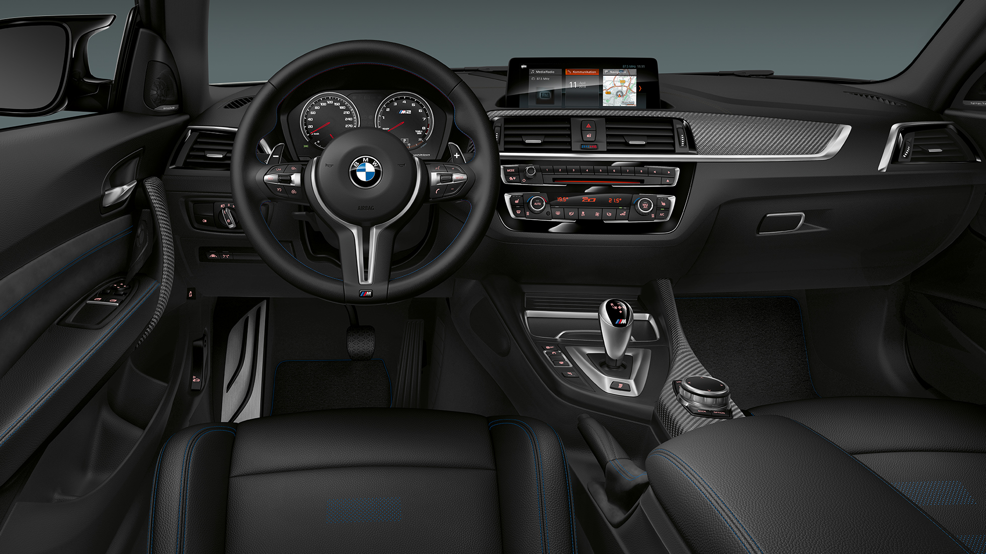 Ohjaamo BMW M2 Competition F87 Ohjaamo BMW M2 Competition F87 2018 Hockenheim, metalliväri Silver, sisätila