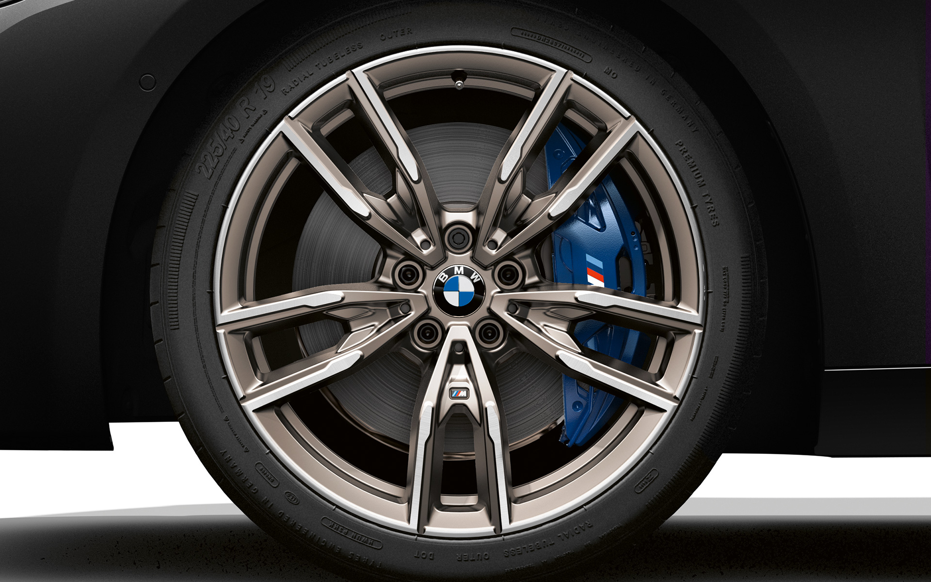 BMW M240i G42 M Sport -jarrut, tummanmetallinsiniset M Sport -jarrut, tummanmetallinsiniset BMW M240i G42