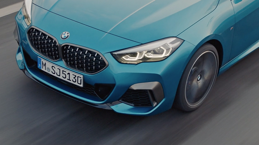 Video BMW M235i xDrive Gran Coupé Video BMW M235i xDrive Gran Coupé 2020 metalliväri Black Sapphire F44