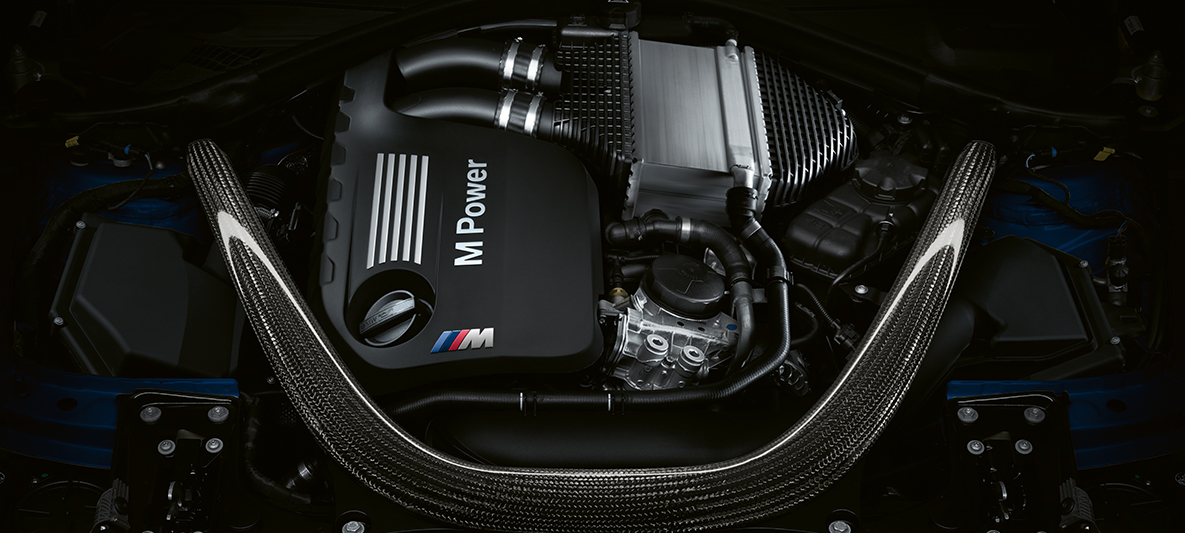 BMW M3 Sedan moottori BMW M3 Sedan moottori