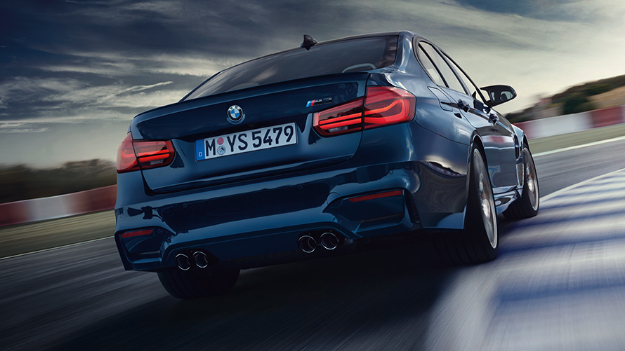 BMW M3 Sedan adaptiivinen M tasauspyörästö BMW M3 Sedan adaptiivinen M tasauspyörästö