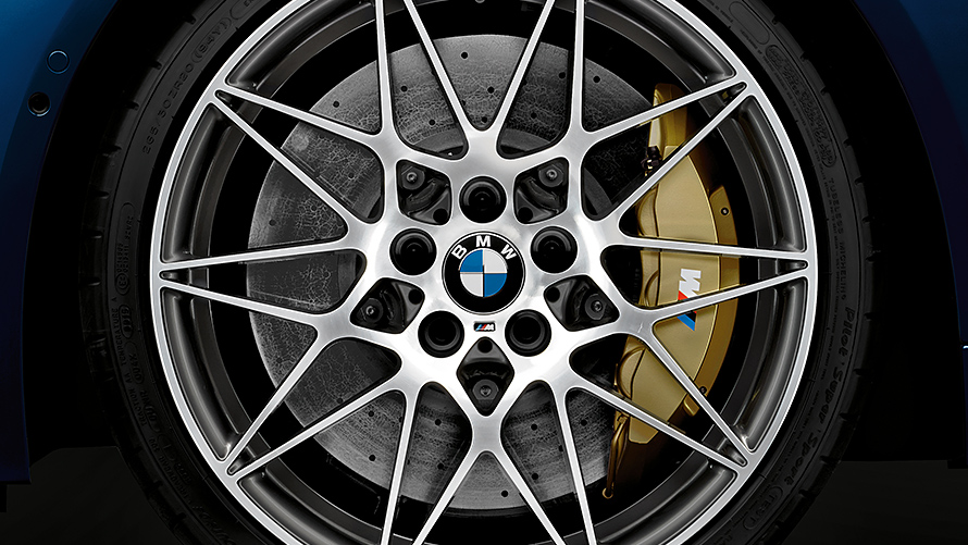 BMW M3 Sedan M hiilikuitu-keramiikkajarrut BMW M3 Sedan M hiilikuitu-keramiikkajarrut