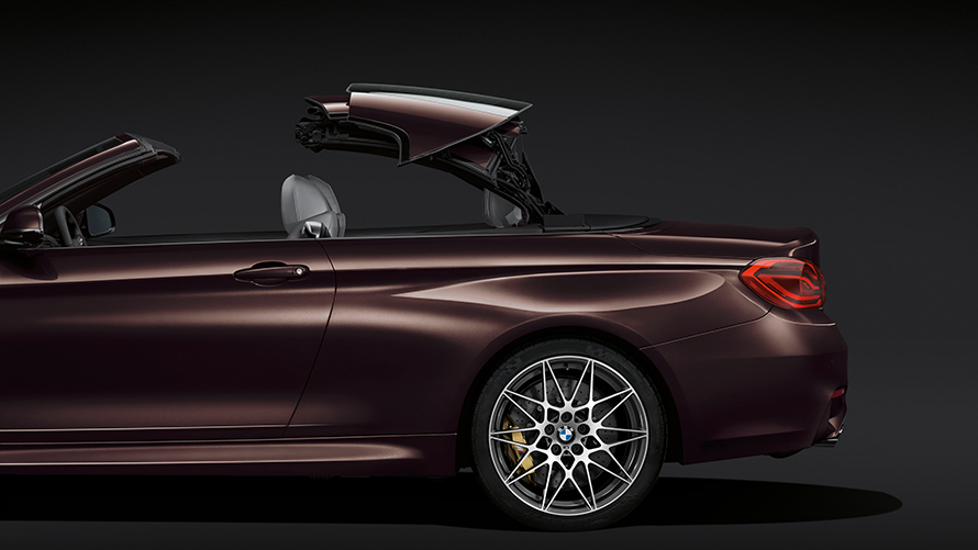 BMW M4 Cabrio katon avaaminen 3 BMW M4 Cabrio katon avaaminen 3